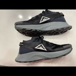 Nike Women’s Pegasus Trail 2